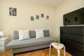 Przytulne Studio w Centrum Warszawy z Widokiem na Miasto, Wanną i Balkonem by Rent like home